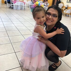 Meet your Posher, Nicole